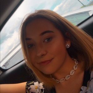 Meet your Posher, Gyllian